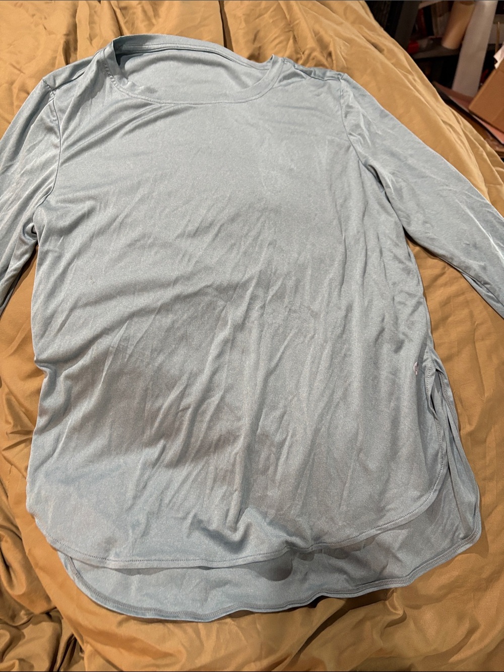 Men's Long-Sleeve Crewneck Shirt in Pale Blue